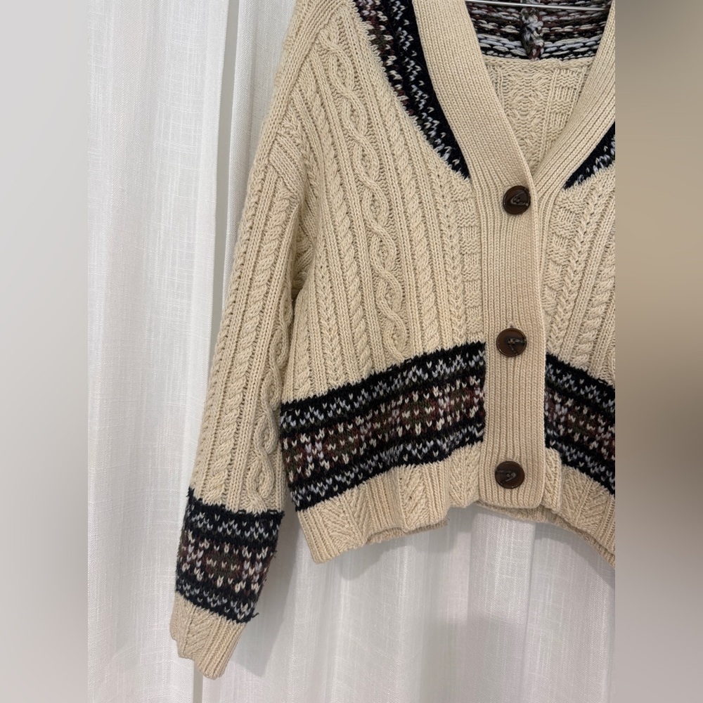Zara women’s Beige Cable Knit Cardigan Sweater - Picture 2 of 4